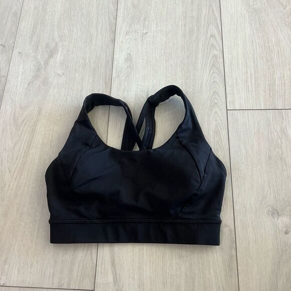 Lululemon women’s sports bra size 4 - Picture 1 of 6